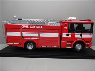 132 resin  fire engine model with RC function for light and sound
