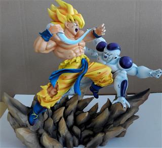 OEM custom China manufacturer fighting Goku dragonball z resin statues